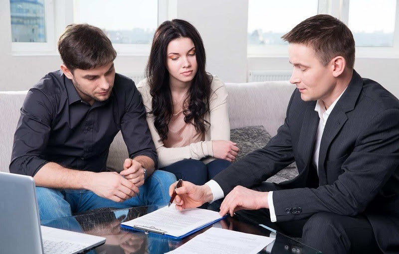 Sale bất động sản tư vấn cho khách