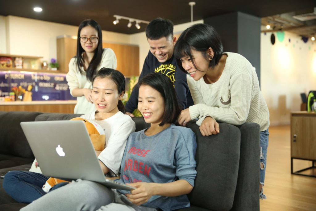 Những yếu tố có thể ảnh hưởng đến thái độ làm việc