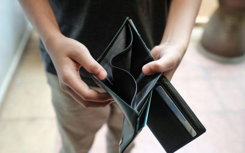 Rủi ro tài chính khi nghỉ việc
