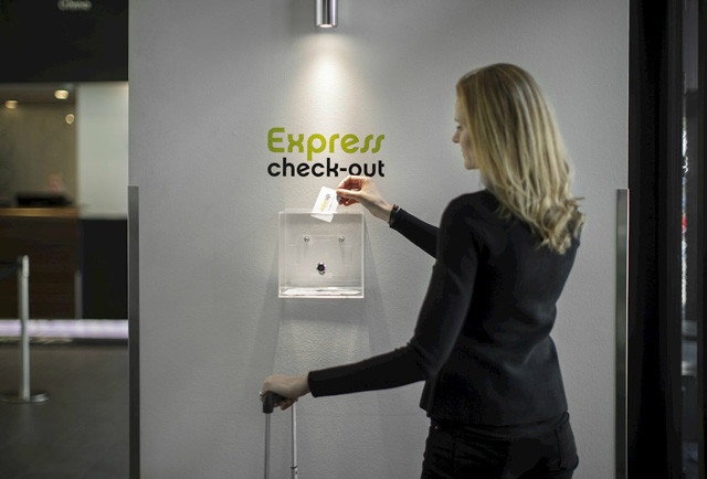 Express Check-out: Giải pháp tối ưu cho khách sạn hiện đại