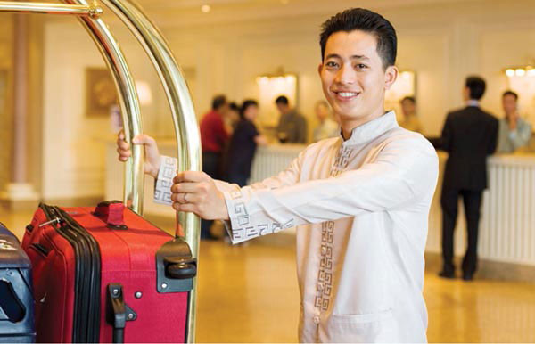 Bellman là gì? Tìm hiểu về nghề bellman trong khách sạn