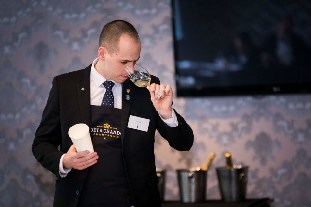 Tố chất cần có của sommelier trong nhà hàng khách sạn